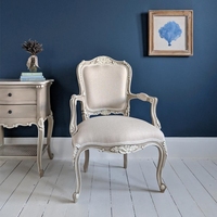 Fauteuil de salle à manger Amour, fabrication artisanale, style européen moderne, structure en plastique, pieds en acajou, revêtement gris fauve ivoire