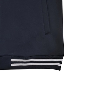 Veste de baseball en laine de haute qualité pour hommes, logo personnalisé, orange et noir, broderie sur le devant, respirante, vente en gros - Product Image 3