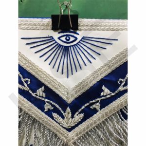Delantal Masónico de Ex-Maestro Masón, Regalia de Logia Azul, Bordado a Mano con Flecos de Hilo Plateado, Piel de Cordero - Product Image 4