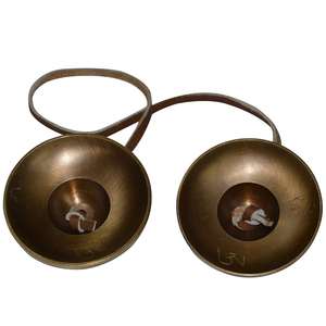 Ces cuivres (également orthographié manjeera) sont une paire de cymbales à main Paire de sorte que vous obtenez deux cymbales assorties. - Product Image 3
