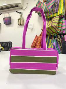 กระเป๋าซิปไนลอนรีไซเคิลเป็นมิตรกับสิ่งแวดล้อมขนาดใหญ่ออกแบบสีได้อย่างยั่งยืนเป็นมิตรต่อสิ่งแวดล้อม - Product Image 5