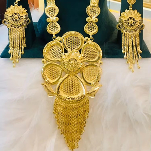 Conjunto de pendientes de Collar chapado en oro de 24 quilates de moda Vintage de inspiración italiana enviado directamente EE. UU. Francia España Turquía Comoras Mayotte - Product Image 1