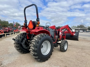 รถแทรกเตอร์ขนาดเล็ก Mahindra 1626 HST คุณภาพดีที่สุด พร้อมรถตัก 26 แรงม้า สำหรับฟาร์ม สวน และการบำรุงรักษาที่ดิน ราคาโรงงาน - Product Image 2