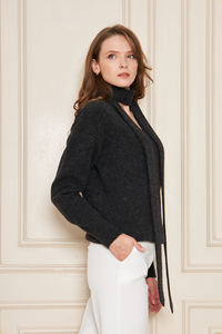 Ensemble pull et écharpe en tricot oversize à col en V pour femme – Tenue d'hiver élégante et décontractée en mélange de laine, coupe ample, deux pièces - Product Image 2