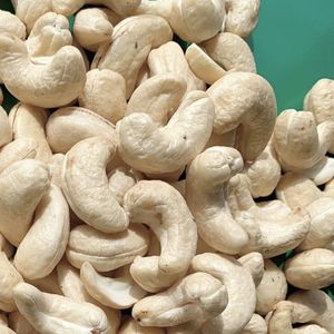 เม็ดมะม่วงหิมพานต์แบบเม็ดมะม่วงหิมพานต์ในเวียดนาม Ww320ในเชิงพาณิชย์ Ww240เม็ดมะม่วงหิมพานต์ - Product Image 1