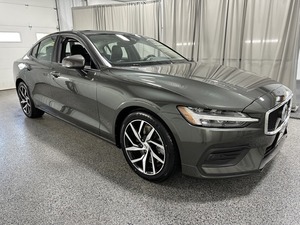 Volvo S60 T6 AWD Inscription 2020 Usado en Buen Estado, Motor de 4 Cilindros con Doble Turbo - Product Image 6