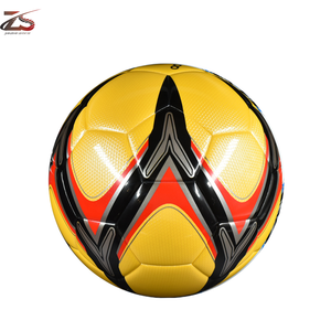 Logo personnalisé Match officiel Taille 5 Haute qualité Classique Durable Respirant Design Fabriqué au Pakistan - Product Image 1