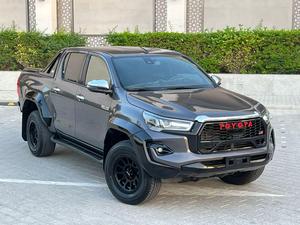 รถกระบะโตโยต้า ไฮลักซ์ GR Sport ดับเบิ้ลแค็บ (DC) ปี 2022 มือสอง สภาพดี - Product Image 2