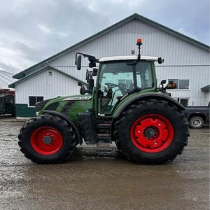 Compre el Tractor Fendt 516 Vario de 150 CV con Tracción en las Cuatro Ruedas, Diseñado para Trabajos Pesados en el Campo con Opción de Entrega Rápida - Product Image 1