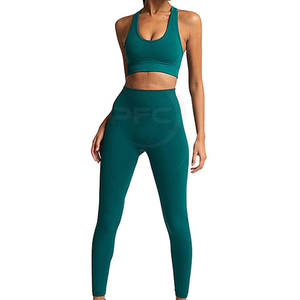 Ensemble de yoga taille plus professionnel OEM pour femmes, séchage rapide respirant avec taille élastique motif solide - Product Image 1