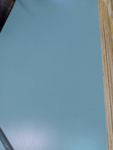 Contreplaqué mélaminé de première qualité E1, 15 mm et 18 mm, moderne et personnalisé, fabriqué en Chine, Linyi NEW - Product Image 6
