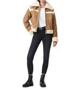 Manteau en peau de mouton, sensation de chaleur, structure confortable, logo personnalisé, idéal pour les tenues décontractées et mode hivernale pour femmes. - Product Image 5