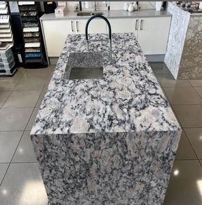 Dernière arrivée granit blanc avec couleur claire améliore l'attrait visuel résistance aux taches granit blanc à vendre - Product Image 1