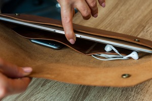 Protective <b>Sleeve</b> Cover Genuine Leather <b>Laptop</b> <b>Sleeve</b> Bag for Pro LLS-0091 - Product Image 6