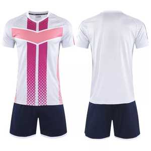 Tenue de football d'été respirante à manches courtes personnalisée de qualité supérieure, nouveau design à prix abordable, offre OEM/ODM - Product Image 4