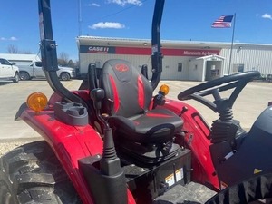 2022 Mahindra 2638 HST Tractor - Product Image 3