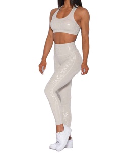 Conjunto Deportivo de 2 Piezas para Gimnasio, Fitness y Yoga, Talla Grande, Brillante, Sujetador Deportivo y Leggings, Ropa Deportiva para Mujer - Product Image 1