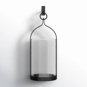 Bougeoir en métal moderne de créateur Pièce maîtresse de table en fer décorative artistique Accent élégant pour le salon et la salle à manger - Product Image 6