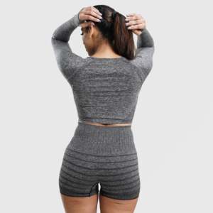 Top Deportivo Sin Costuras en Gris para Bodys y Monos - Product Image 2
