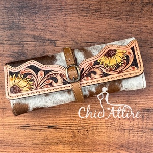 กล่องเครื่องประดับหนังแท้หรูหราสำหรับผู้หญิงทำจากหนังแท้ลายดอกไม้สไตล์ตะวันตกม้วนเครื่องประดับสำหรับการเดินทางความจุขนาดใหญ่ - Product Image 1