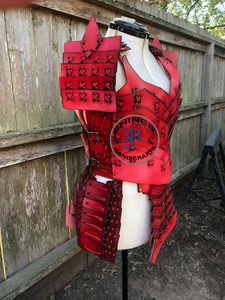 Veste d'armure de samouraï en cuir médiéval pour femme, Costume à porter à l'épaule en cuir rouge, article cadeau d'halloween - Product Image 4