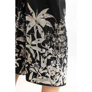 Pantalon Harem Brodé en Crêpe de Soie Brute 100% Noir avec Taille Haute Respirant TR-22-134 - Product Image 2