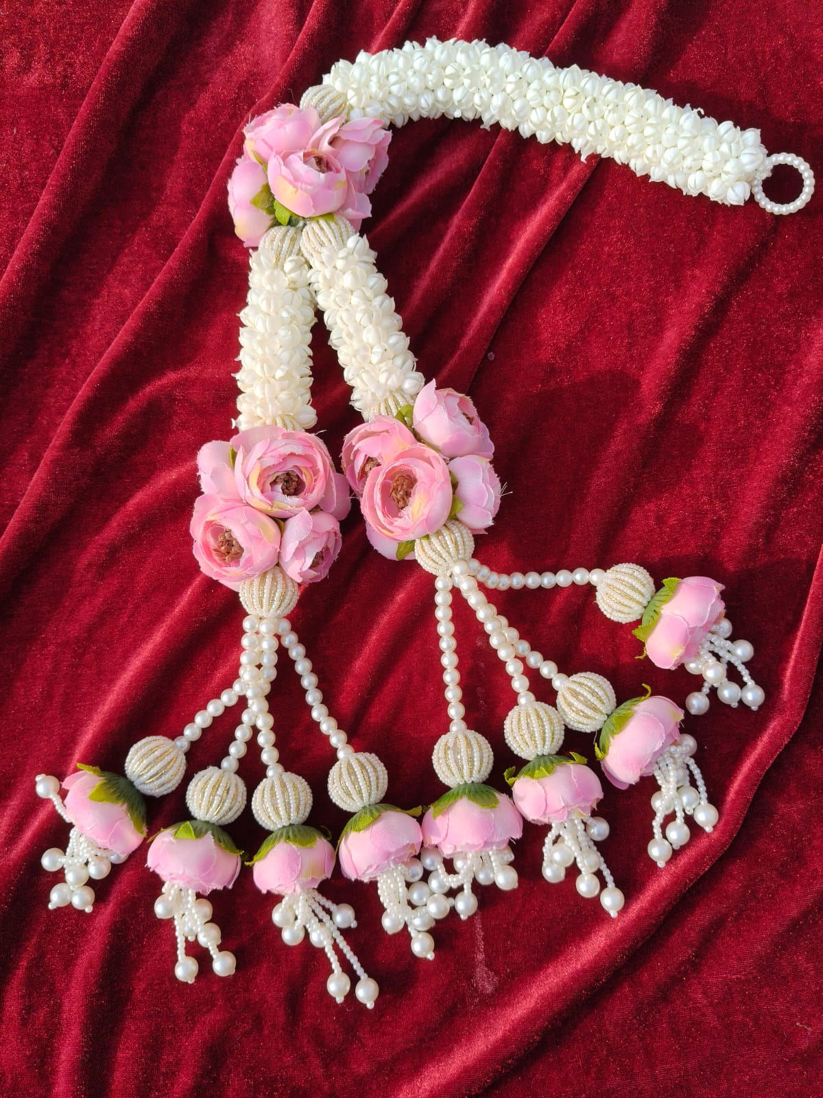 สีชมพูอ่อน