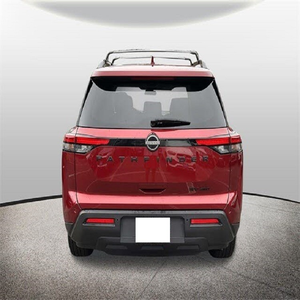 Pathfinder SUV 4x4 2023, boîte automatique, titre propre, sans accident, faible kilométrage - Product Image 3