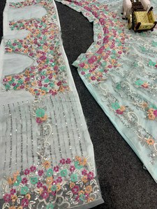 Lehenga Choli de fête fantaisie en soie Banarasi multicolore brodée spéciale fiançailles de la mariée - Product Image 5