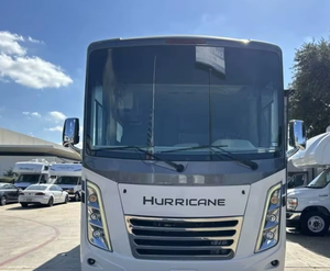 El Mejor Vendedor: Motorhome Usado en Perfecto Estado, Modelo 2025, Thor Hurricane-34J, Disponible - Product Image 6