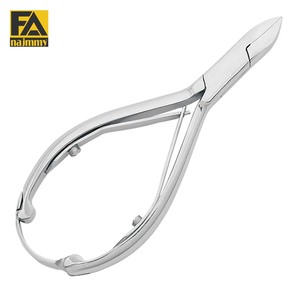 Cortaúñas de Alta Calidad (Conexión de Caja/Articulación de Rodete) con Doble Resorte de Bloqueo Trasero, Acero Inoxidable, Aprobado por CE e ISO - Product Image 1