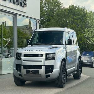 TOP VÉHICULES D'OCCASION LHD/RHD 2024 LAND ROVER 110 DEFENDER 3.0 D250 XS EDITION - Product Image 1