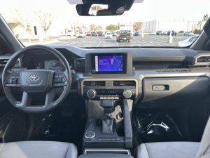 โตโยต้า ทาโคมา 2WD SR5 ปี 2024 มือสอง สภาพดี - Product Image 5