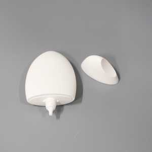 Mini tube de bouteille cosmétique en plastique HDPE de 100ml de meilleure qualité pour crème solaire et huile capillaire pour la vente en gros en 2025 - Product Image 2