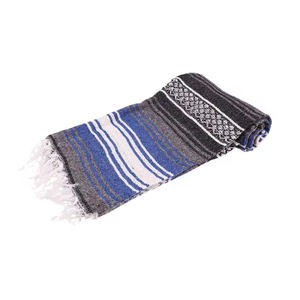 Prix de gros personnalisé grande taille bleu foncé rayé laine couverture Falsa motif tissé - Product Image 1