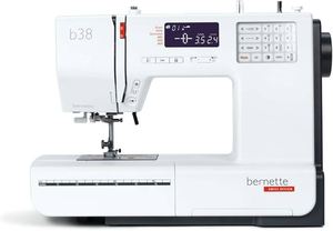 PROVEEDOR AUTORIZADO DE MÁQUINAS DE COSER COMPUTARIZADAS ORIGINALES Nuevas Bernettes B38 de Diseño Suizo, Máquina de Acolchar - Product Image 4