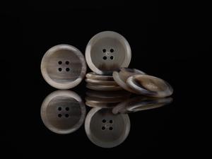 Boutons en corne de buffle naturelle, finition colorée, pour accessoires vestimentaires, haute qualité - Product Image 3