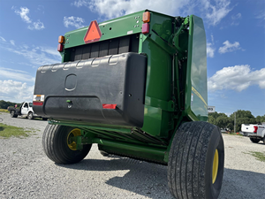 Achetez des presse-foins John Deere 560M pour balles rondes, matériel et équipement agricoles, en vente - Product Image 6