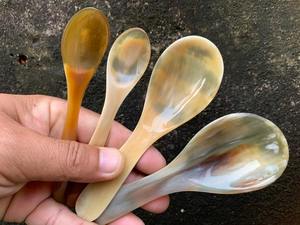 Cuchara de Cuerno Hecha a Mano, Tamaño Perfecto para Sopa, para el Hogar o Restaurantes - Product Image 3