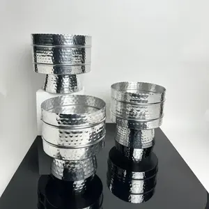 Florero Decorativo de Metal Hecho a Mano para un Estilo Moderno, Florero Decorativo de Metal Moderno Hecho a Mano, Mayorista Zahid Exports - Product Image 1