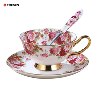Ensemble élégant de tasse et soucoupe en porcelaine fine écologique 200 ml pour une expérience de thé de l'après-midi de luxe