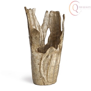 Jarrón Moderno de Metal para Mesa con Acabado Liso y Construcción Duradera, Apto para Uso Diario y Decorativo - Product Image 2