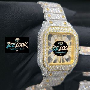 Reloj For Look Diamond con Caja Cuadrada de Oro Amarillo de 42 mm, Analógico, Números Romanos, Cristal de Zafiro, Desplegable, Acero Inoxidable, Cuarzo - Product Image 4