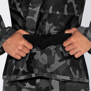 Kimono de Jiu Jitsu Brasileño Personalizado con Diseño de Patrones y Bordado de Alta Calidad - Product Image 4