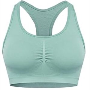 Vente en gros Ensemble 2 pièces d'entraînement de haute qualité Soutien-gorge sans coutures et short froissé aux fesses Ensembles d'entraînement pour les femmes - Product Image 2