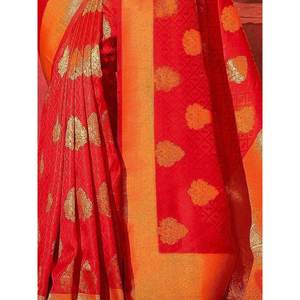 Sari de Seda Rojo Fascinante con Blusa para Vestimenta de Boda - Product Image 4