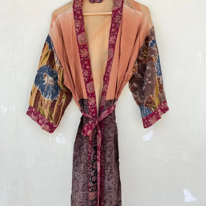 Ropa de playa Kimono Batas Bata de seda India Bata de seda hecha a mano - Product Image 1