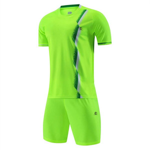 Camiseta de Fútbol de Verano Personalizada con Sublimación, Uniforme de Fútbol 100% Algodón, Transpirable, para Clubes y Equipos Masculinos - Product Image 5