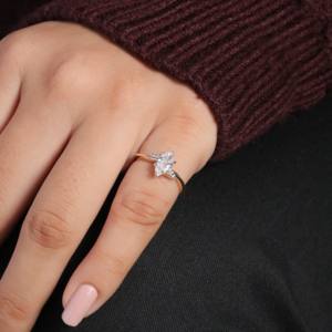 VVS Moissanite Diamond 925 plata esterlina 18K chapado en oro blanco solitario compromiso anillo de bodas joyería de moda para - Product Image 4