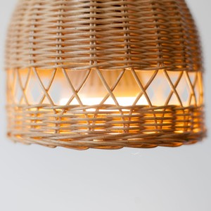 Lámpara de techo tejida de ratán natural hecha a mano, lámpara colgante rústica en estilo de diseño asiático para comedor o sala de estar - Product Image 3